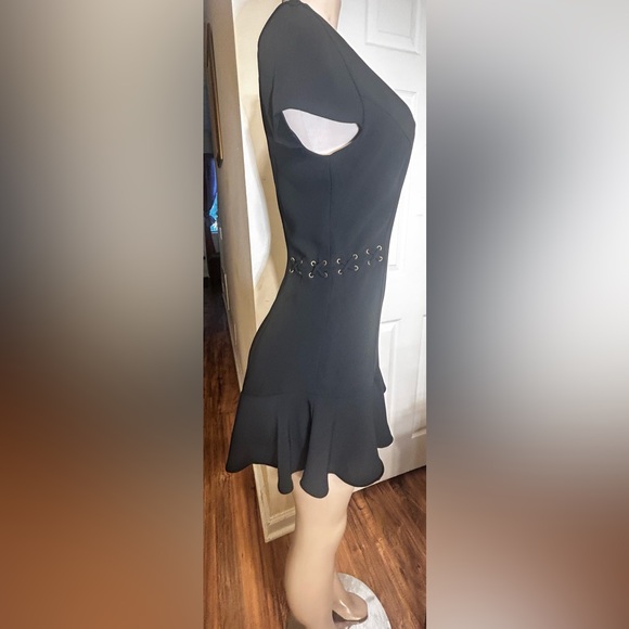Amanda UPRichard Classic Lined, Mini flutter Dress w Cap Sleeves:  NWOT - Picture 1 of 7